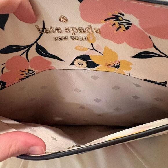 Kate Spade New York Staci Lily Blooms Floral Laptop Tote EUC MSRP $449 - Picture 6 of 10